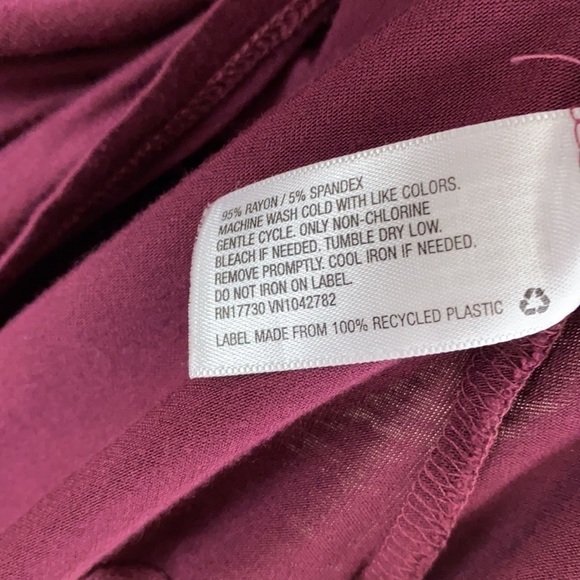 BUILT in collar top - Picture 3 of 4